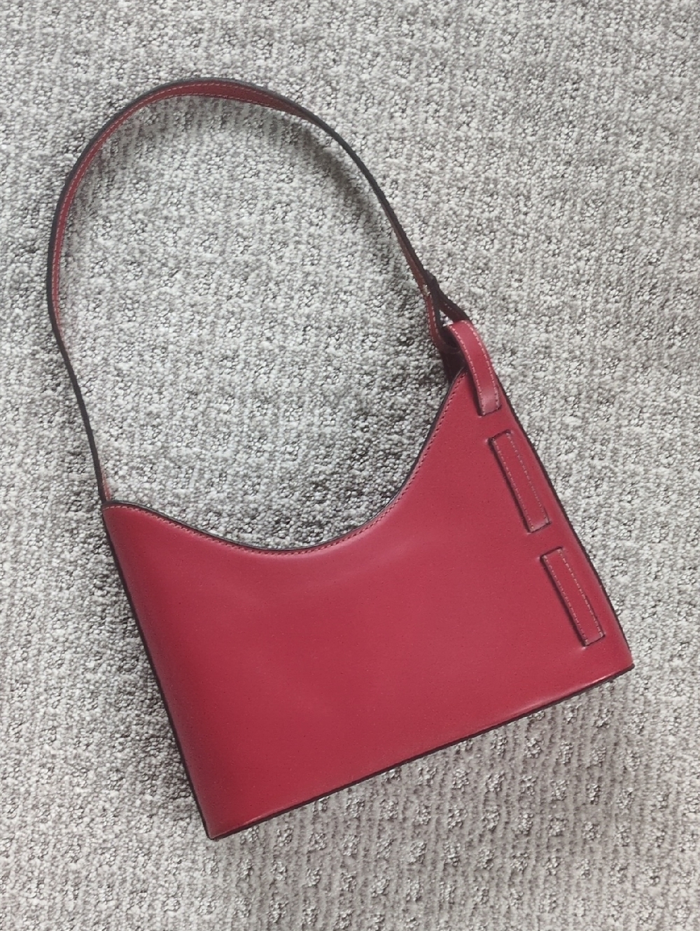 ADORABLE Y2K Cherry Red Structured Purse w/Woven Detail 🍒